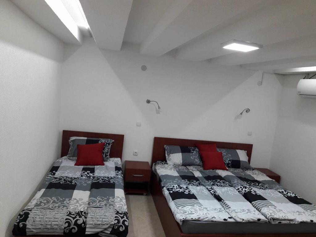 Apartments Teodora Охрид Екстериор снимка