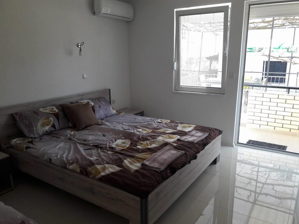 Apartments Teodora Охрид Екстериор снимка
