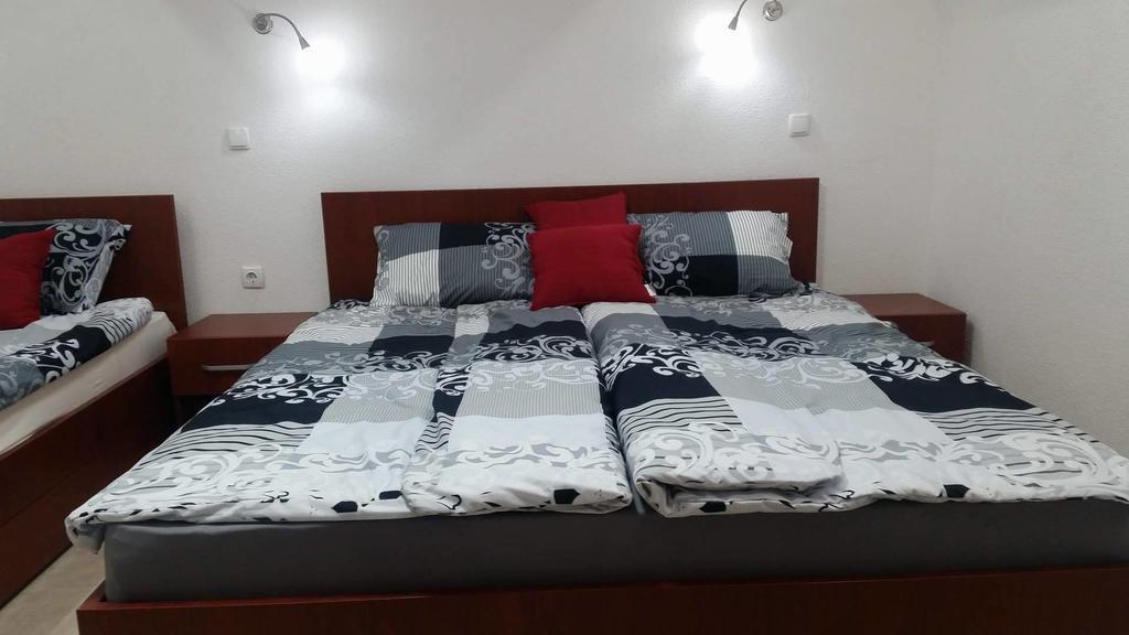 Apartments Teodora Охрид Екстериор снимка
