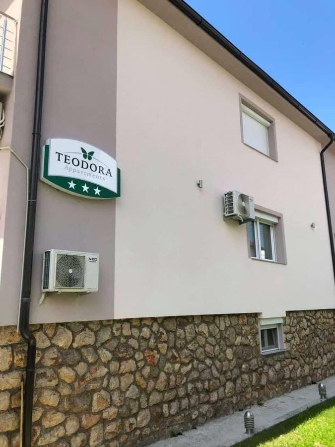 Apartments Teodora Охрид Екстериор снимка
