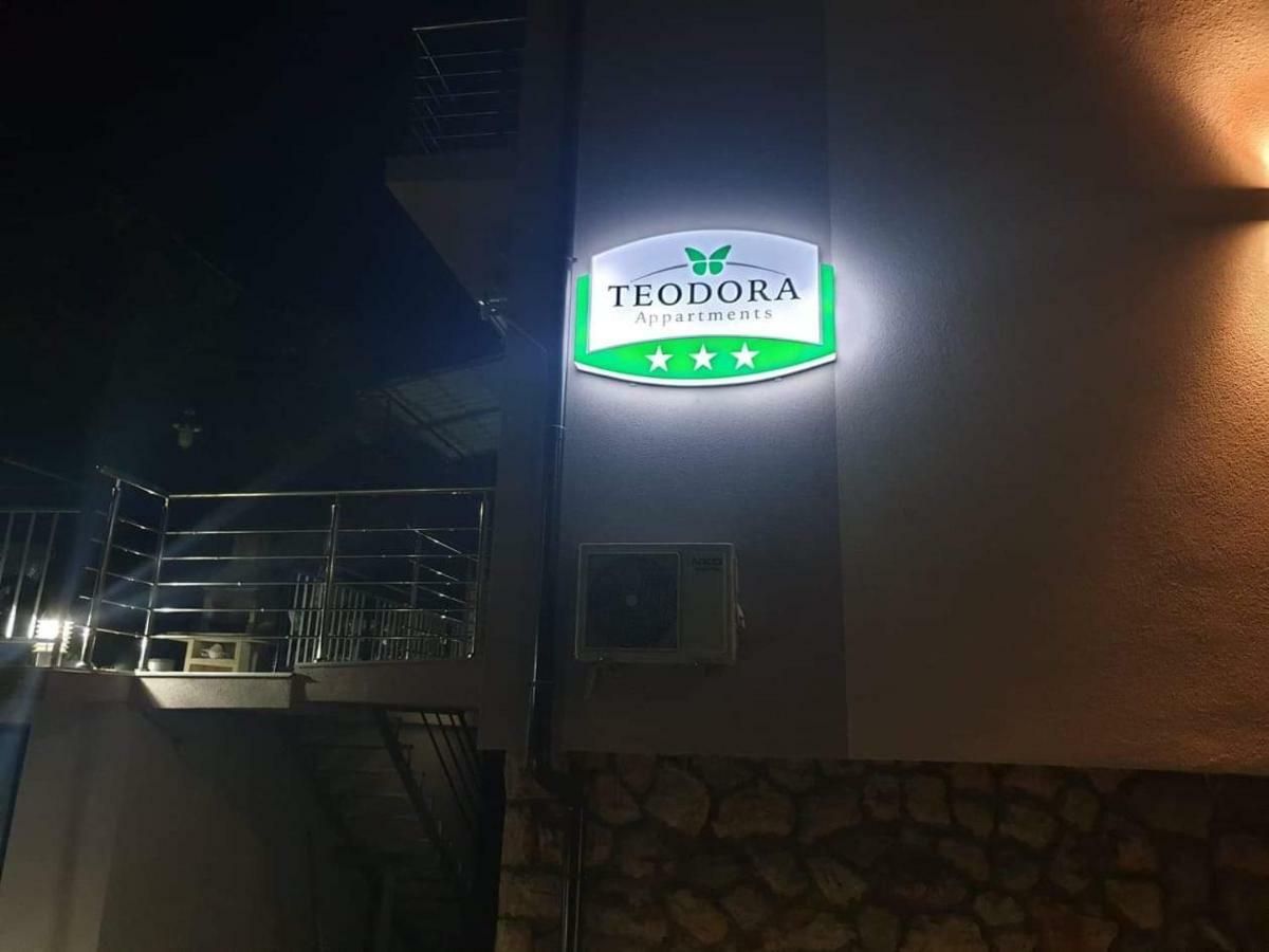 Apartments Teodora Охрид Екстериор снимка